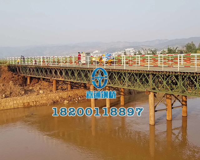 云南紅河州彌蒙鐵路竹園界51米長、6米寬鋼橋